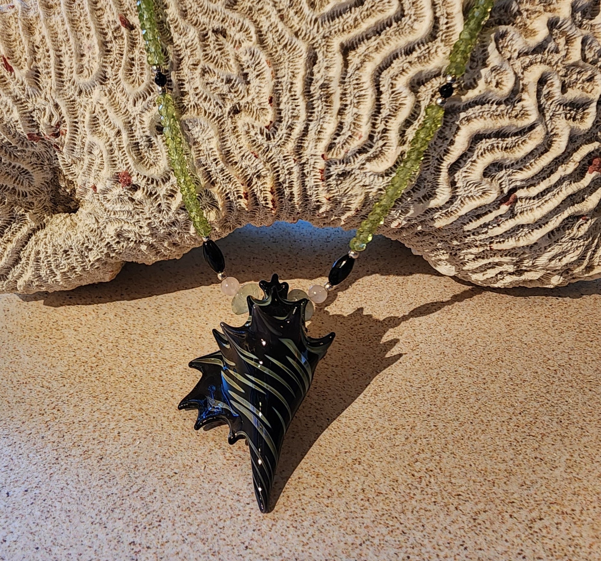 Peridot Shell Necklace - UniqueCherie