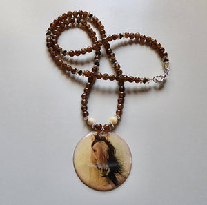 Supri Horse and Grossular Necklace - UniqueCherie