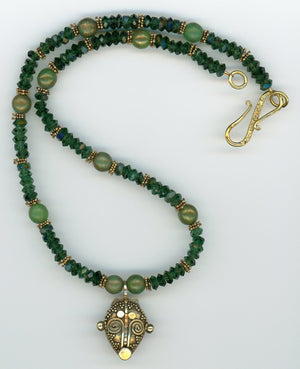 Emerald Green Crystal Necklace - UniqueCherie